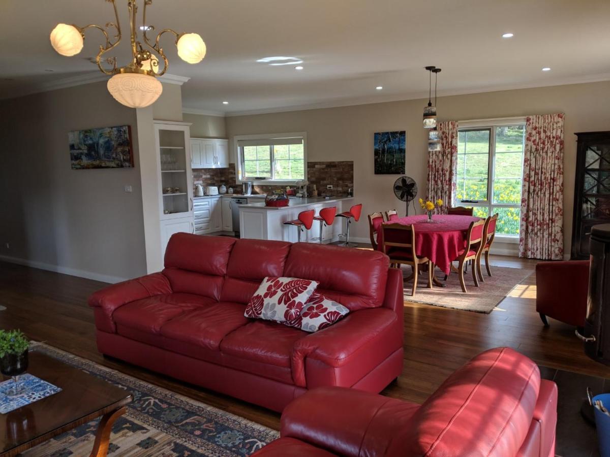 Mountain Blue Guest House Deloraine Esterno foto