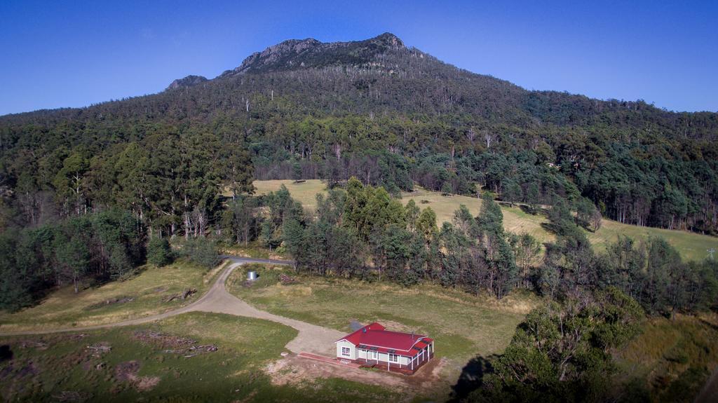 Mountain Blue Guest House Deloraine Esterno foto