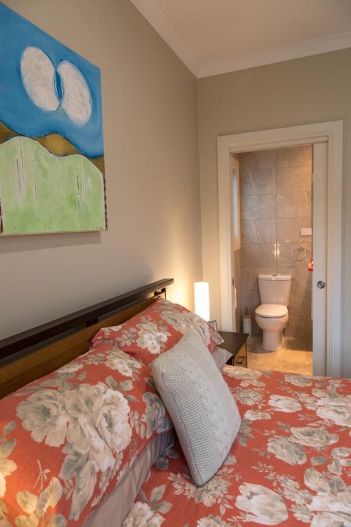 Mountain Blue Guest House Deloraine Esterno foto